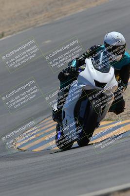 media/Apr-09-2023-SoCal Trackdays (Sun) [[333f347954]]/Turn 10 (115pm)/